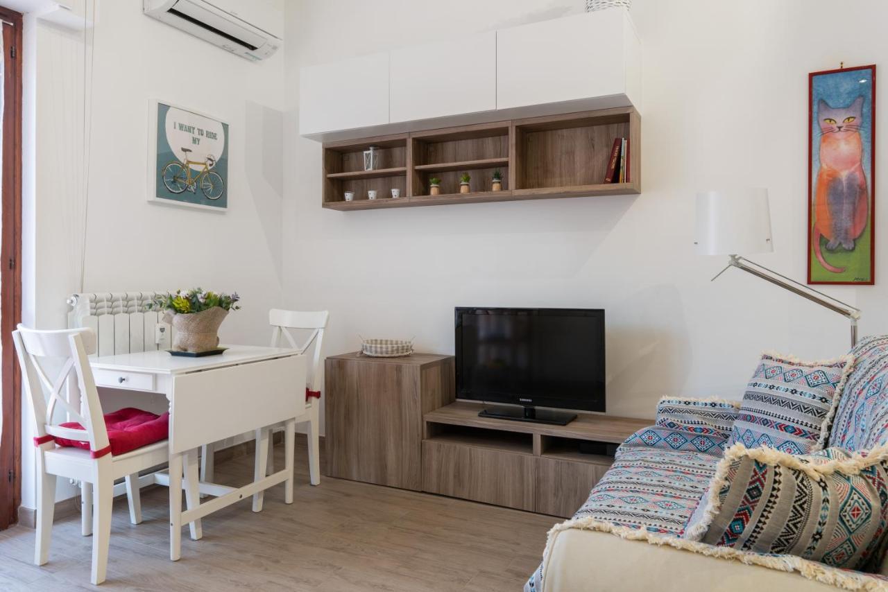 Walking Distance From San Pietro Apartment ภายนอก รูปภาพ